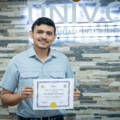Estudiante de Ingeniería UNIVO recibe Premio al Mejor Estudiante de Ingeniería otorgado por ASIMEI